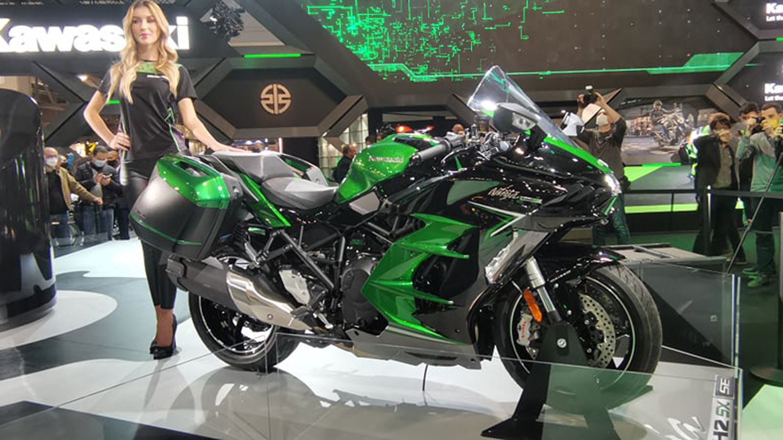 Kawasaki H2 SX SE: Με ηλεκτρονική ανάρτηση και αισθητήρες ραντάρ